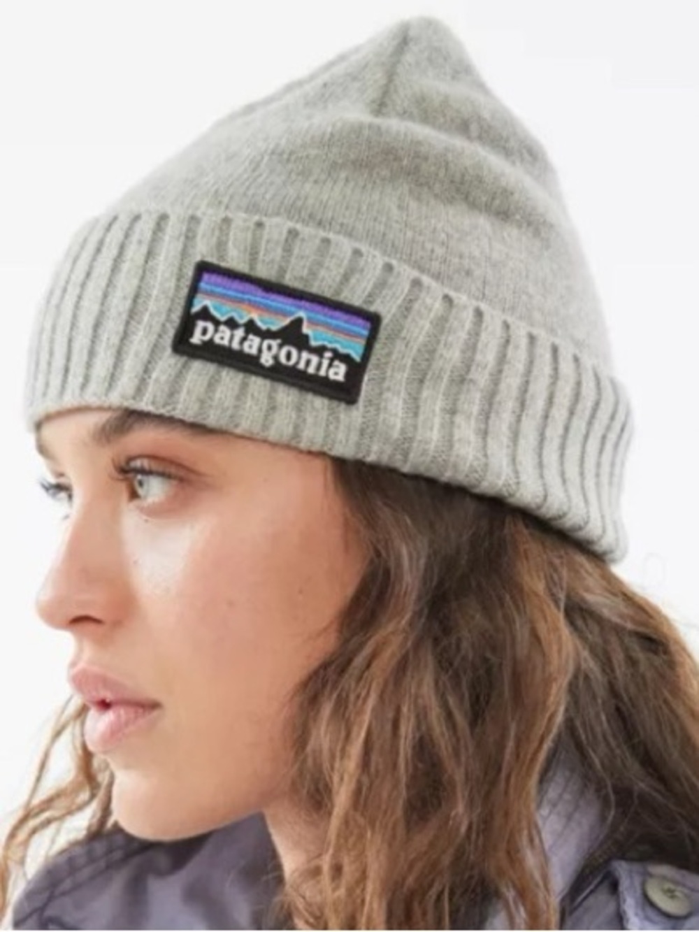 Patagonia Light Gray Ribbed Cuff Beanie with Logo Patch - Picture 2 of 2